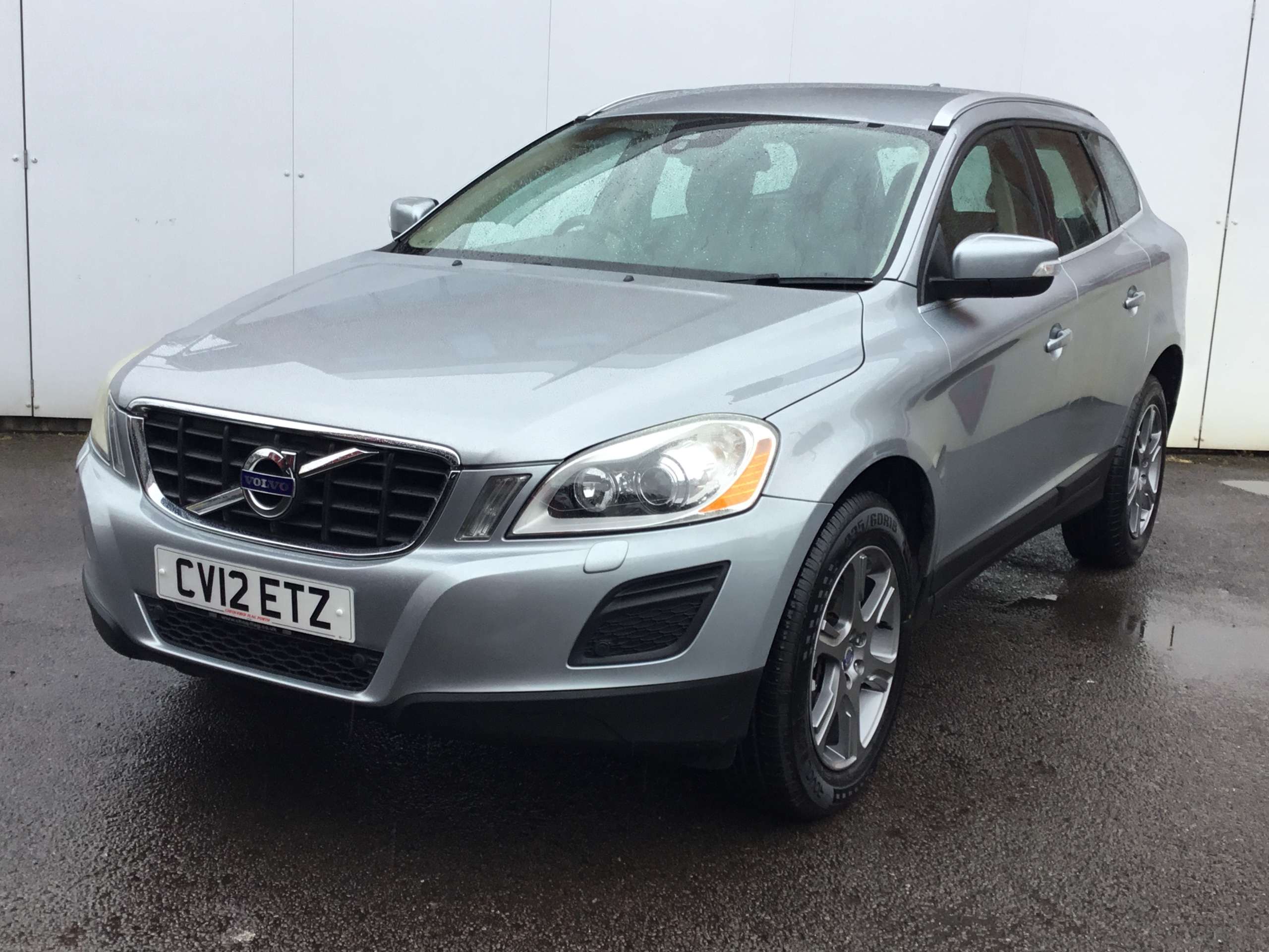2012 VOLVO XC60 2012 VOLVO XC60