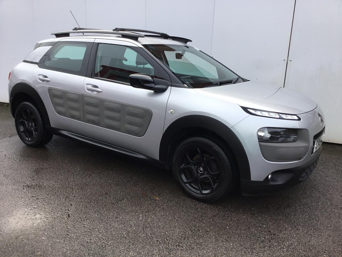 Check out this Citroen C4 Cactus 2015 Diesel Manual
