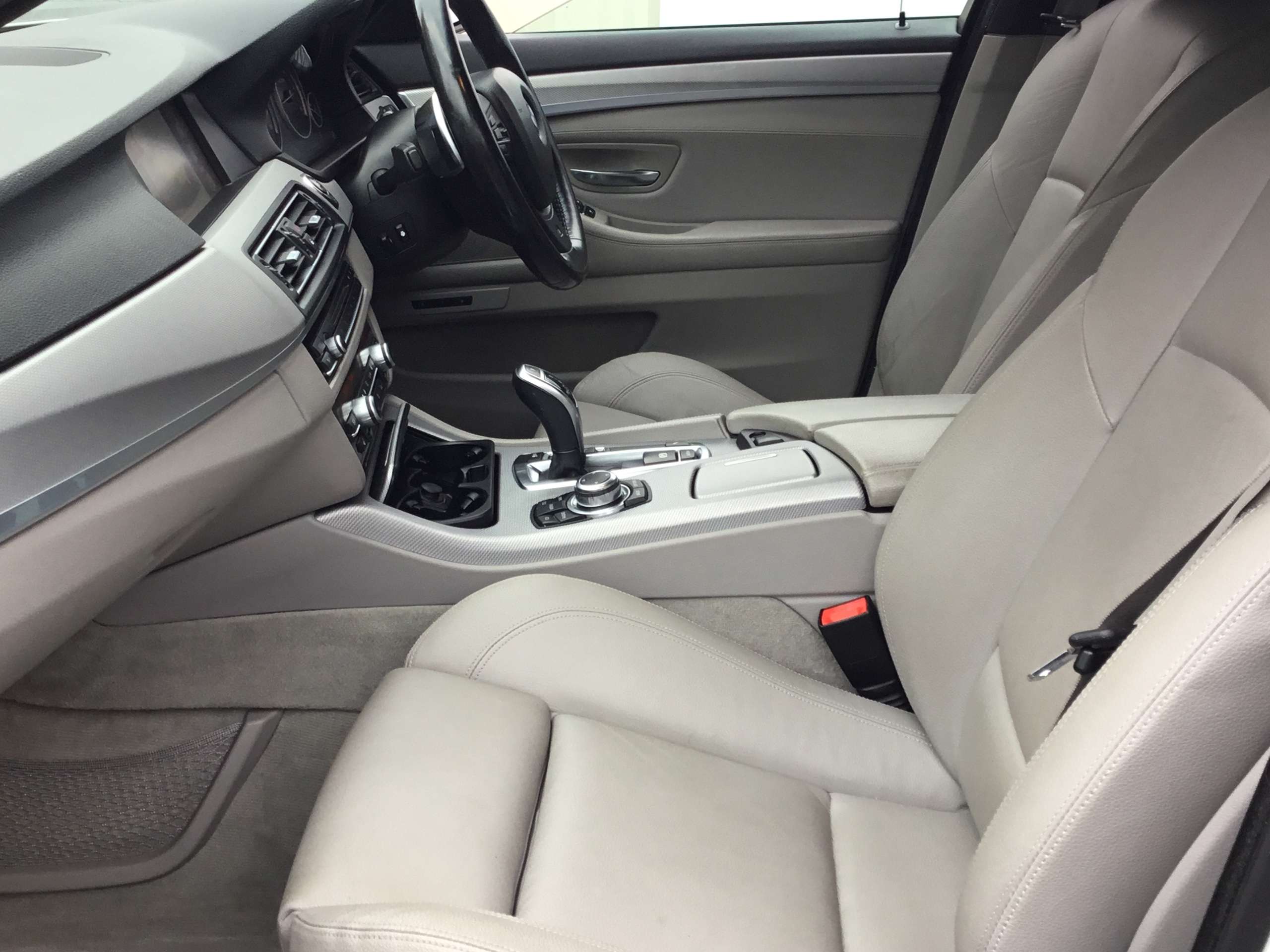 2012 BMW 5 SERIES 2012 BMW 5 SERIES