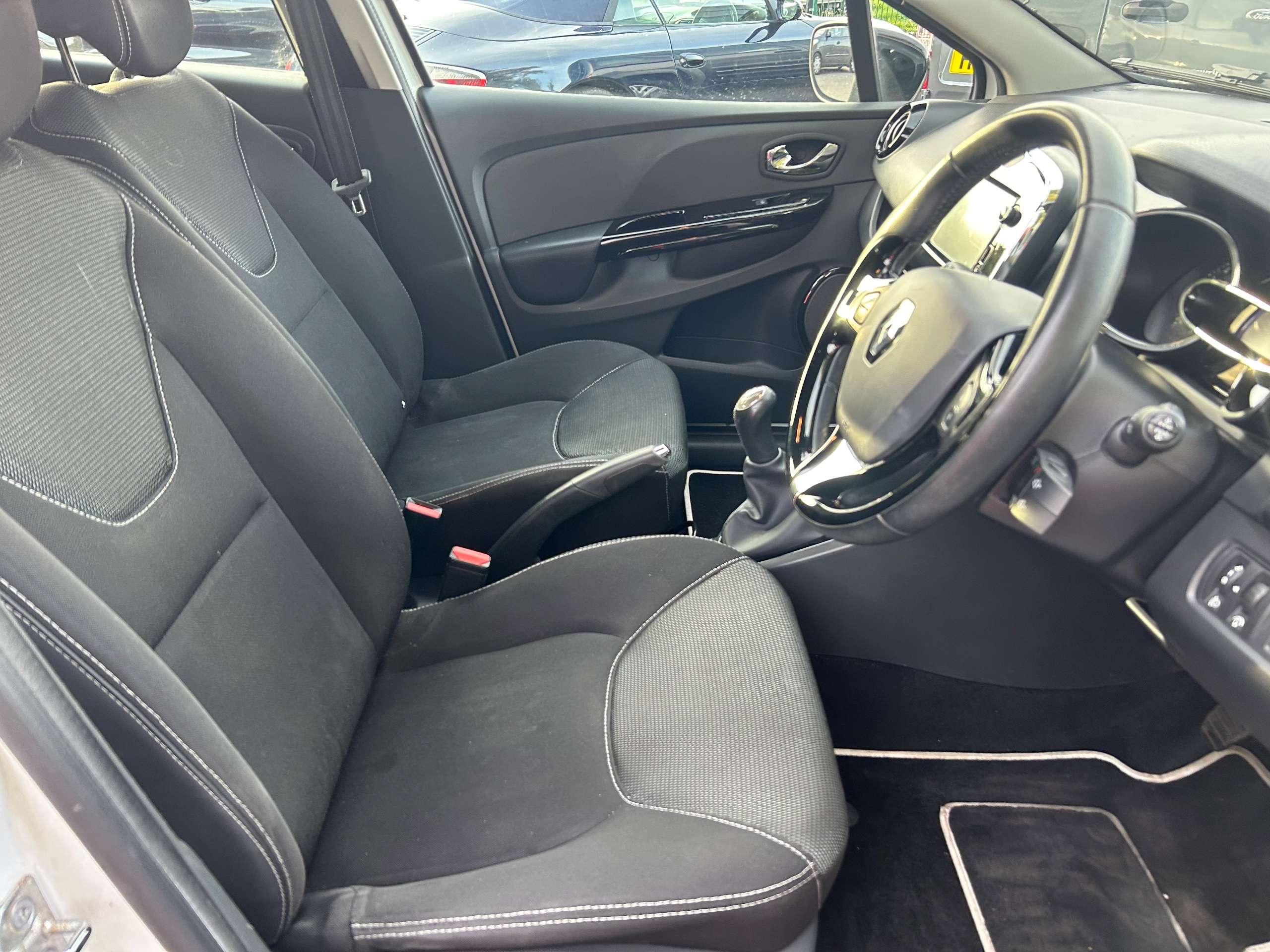 2014 RENAULT CLIO 2014 RENAULT CLIO