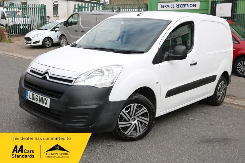 Check out this Citroen Berlingo 2016 Diesel Manual
