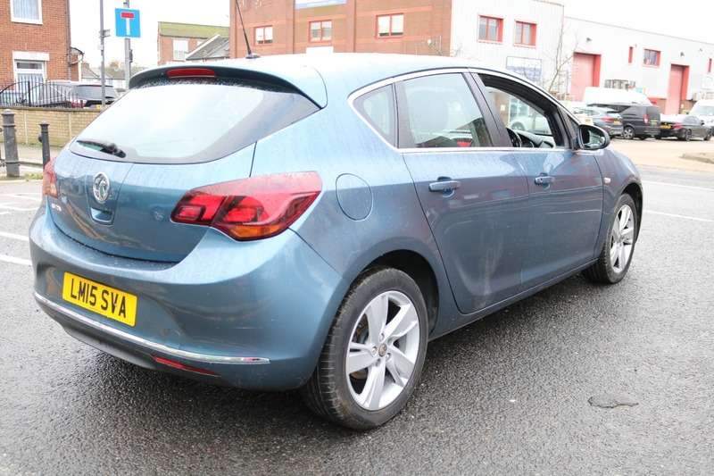 2015 VAUXHALL ASTRA 2015 VAUXHALL ASTRA