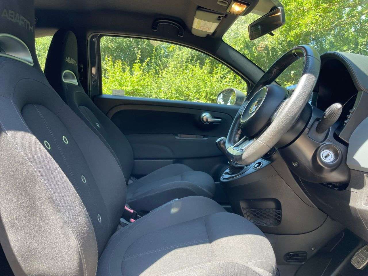 2017 ABARTH 595 2017 ABARTH 595