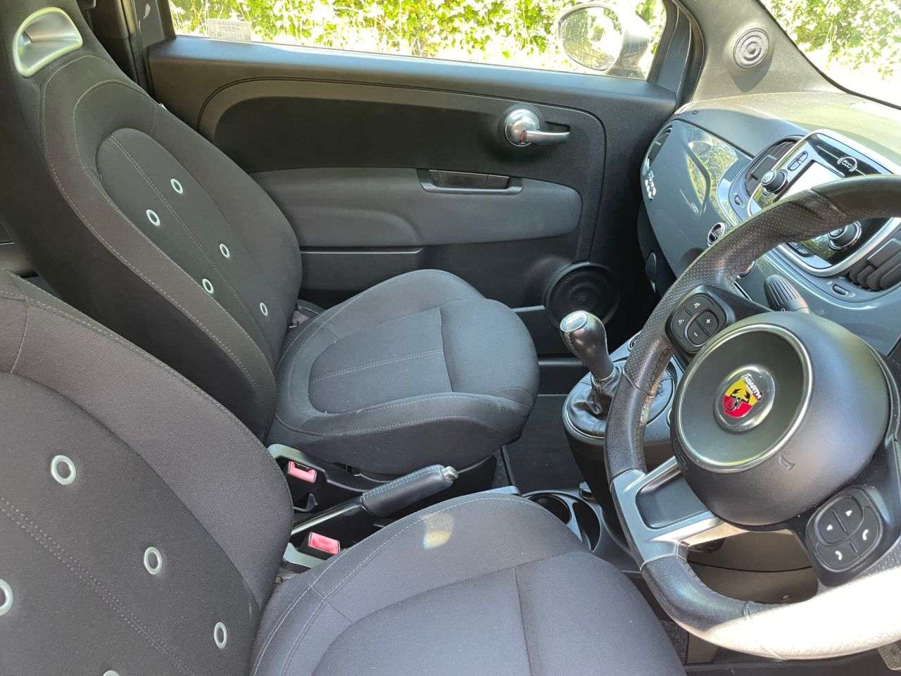 2017 ABARTH 595 2017 ABARTH 595