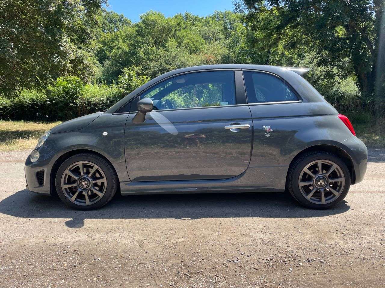 2017 ABARTH 595 2017 ABARTH 595