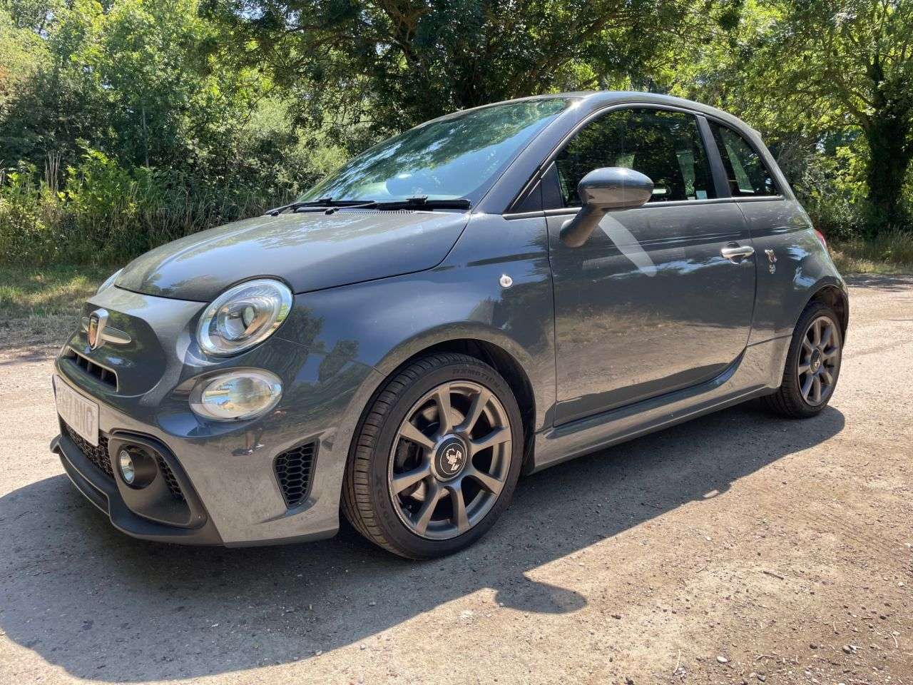 2017 ABARTH 595 2017 ABARTH 595