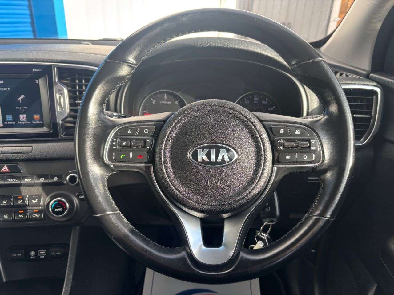 2017 KIA SPORTAGE 2017 KIA SPORTAGE