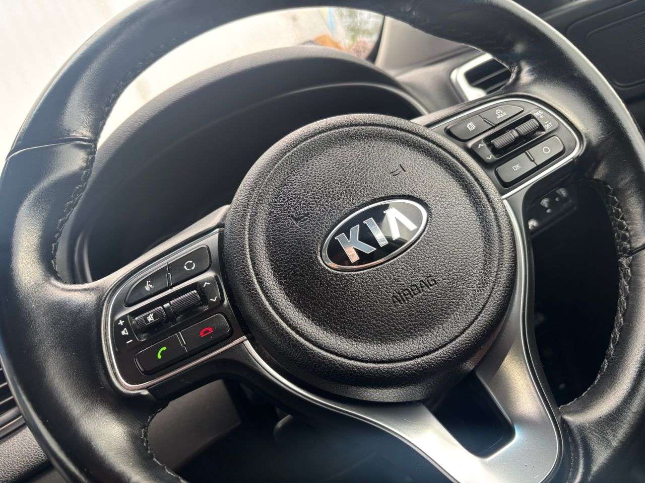 2017 KIA SPORTAGE 2017 KIA SPORTAGE