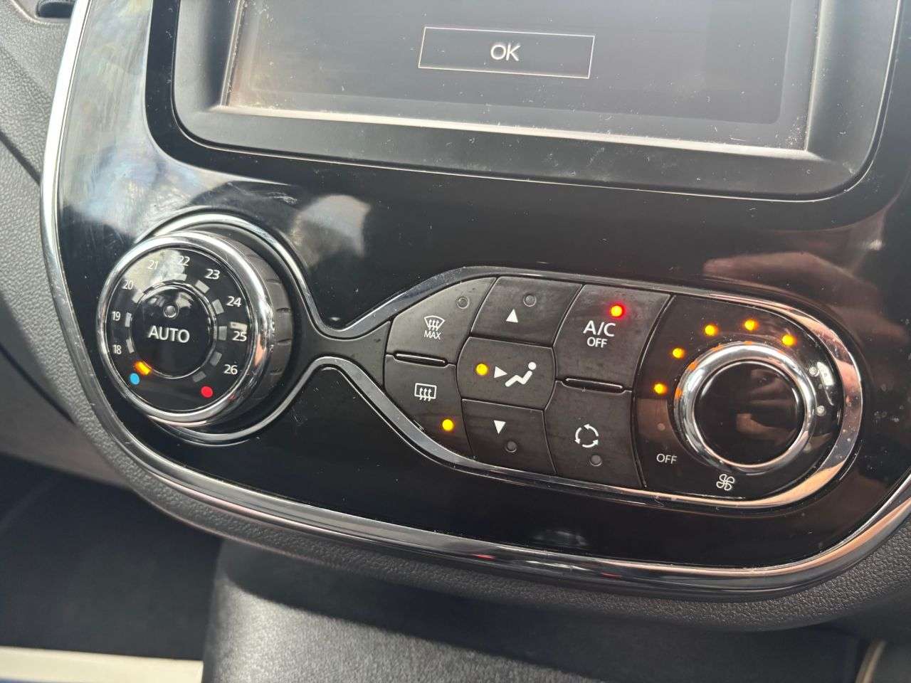 2017 RENAULT CAPTUR 2017 RENAULT CAPTUR