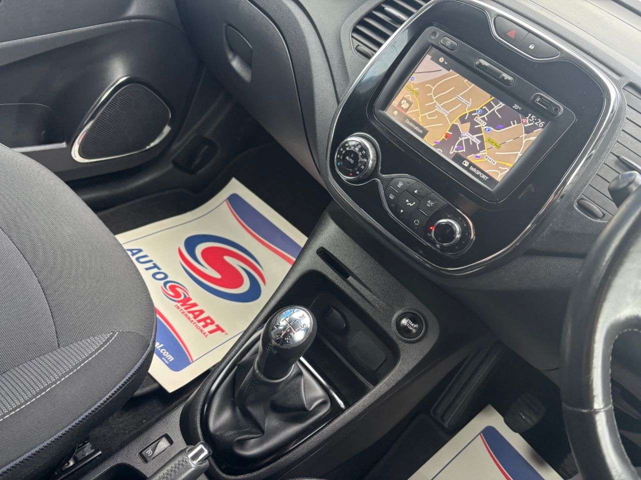 2017 RENAULT CAPTUR 2017 RENAULT CAPTUR