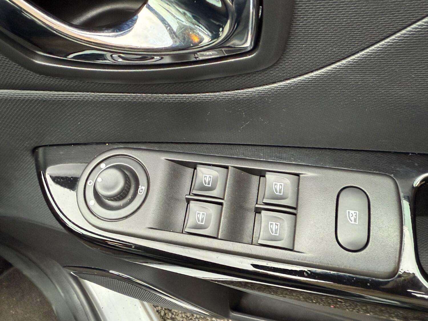 2013 RENAULT CAPTUR 2013 RENAULT CAPTUR