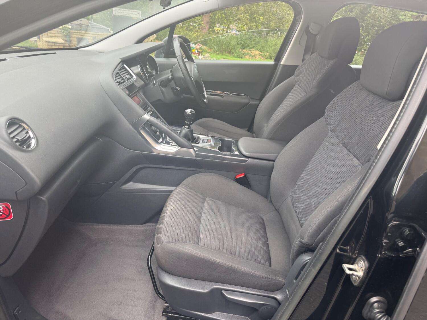 2013 PEUGEOT 3008 2013 PEUGEOT 3008