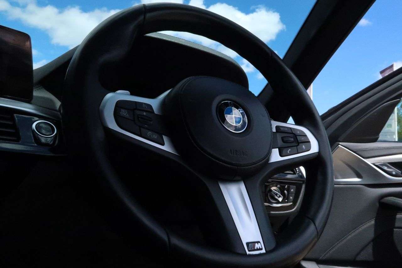 2019 BMW 5 SERIES 2019 BMW 5 SERIES