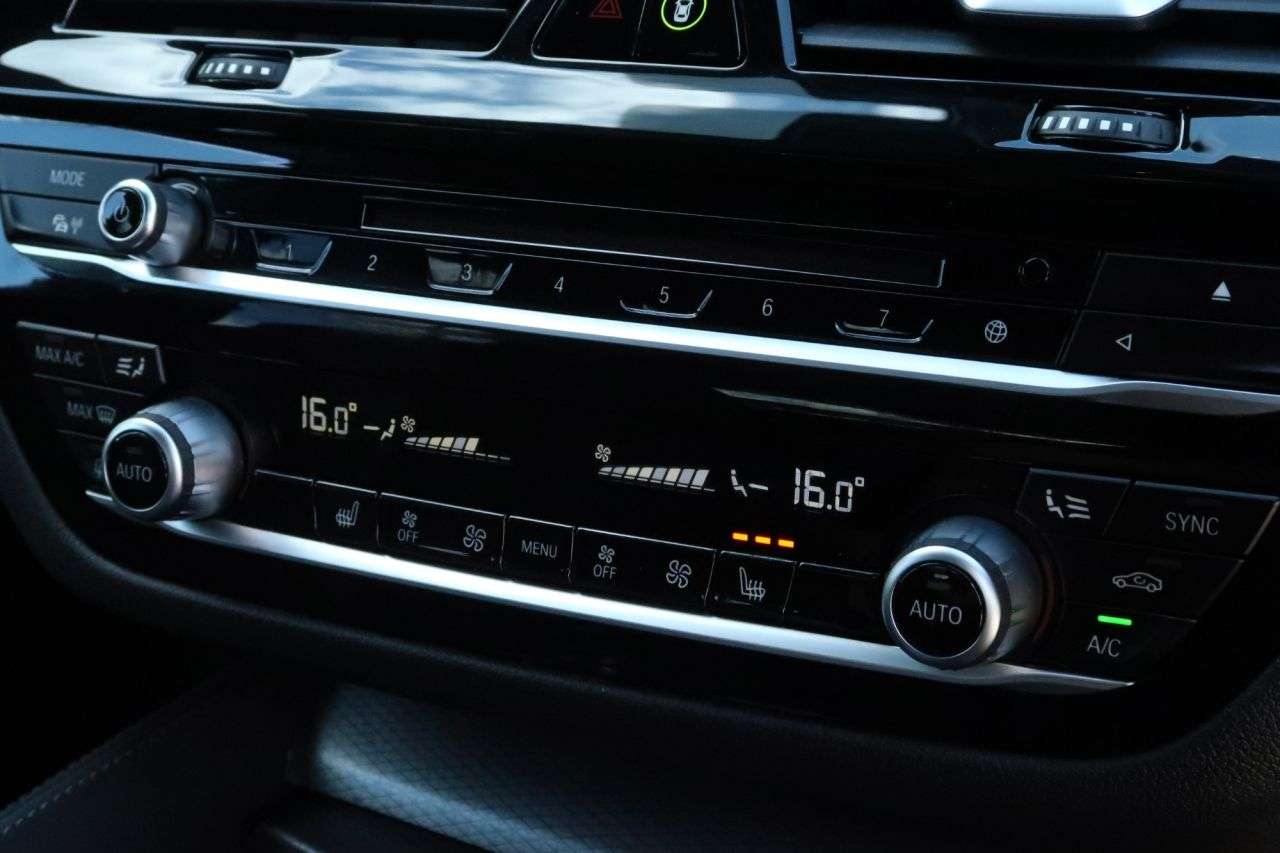 2019 BMW 5 SERIES 2019 BMW 5 SERIES