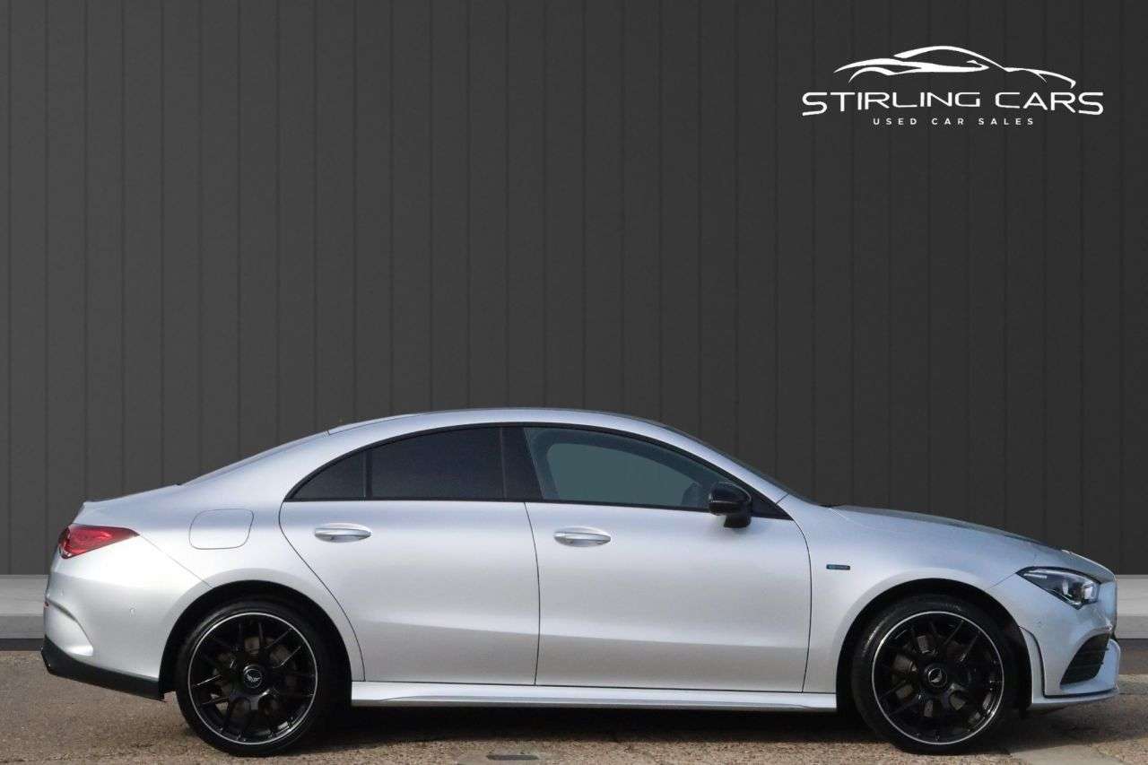 null MERCEDES-BENZ CLA null MERCEDES-BENZ CLA