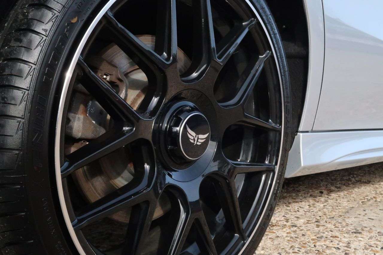 null MERCEDES-BENZ CLA null MERCEDES-BENZ CLA