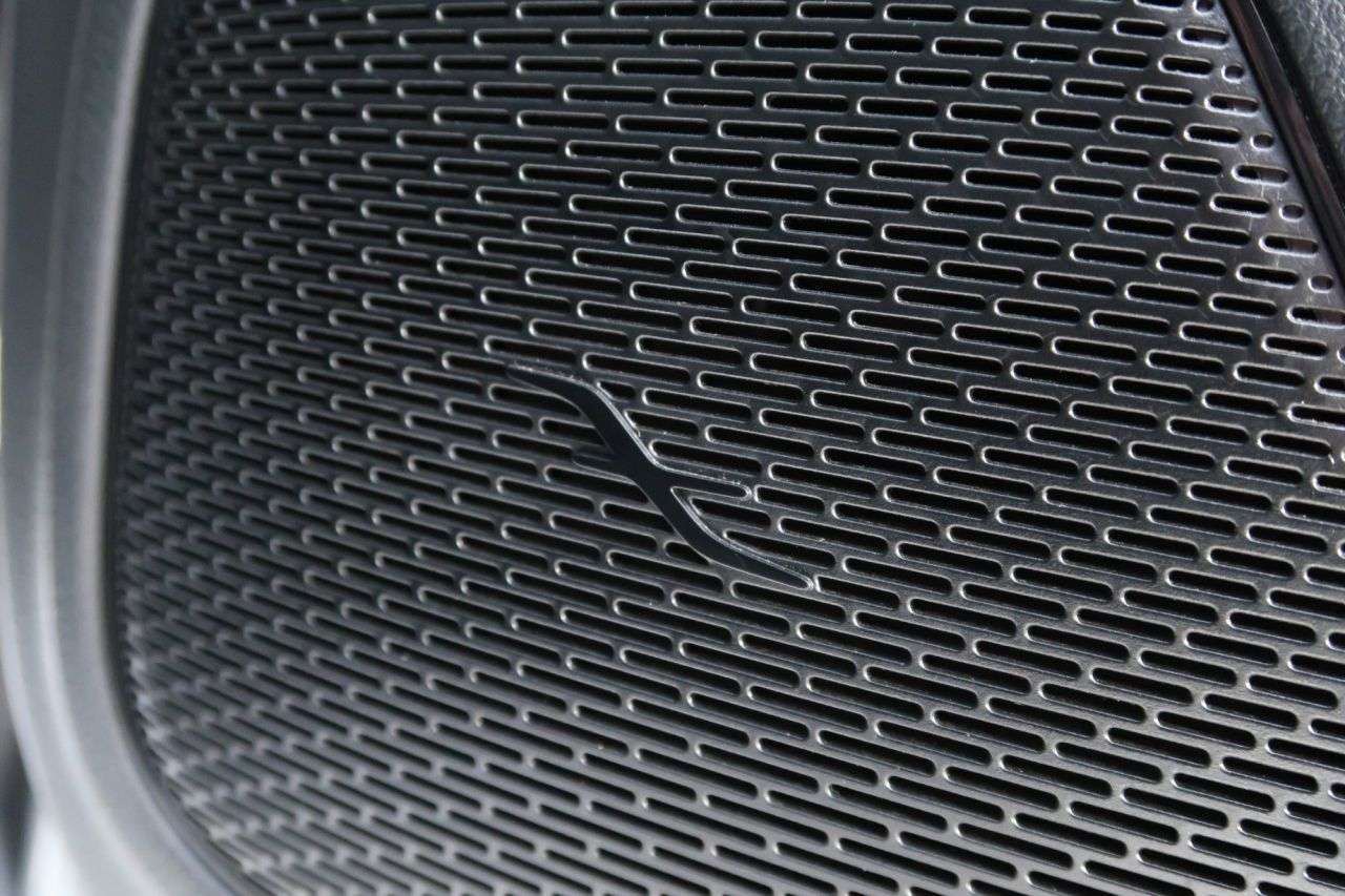 null MERCEDES-BENZ CLA null MERCEDES-BENZ CLA