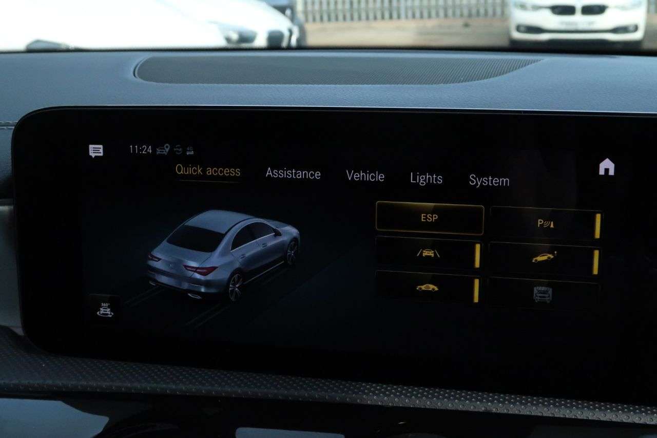 null MERCEDES-BENZ CLA null MERCEDES-BENZ CLA