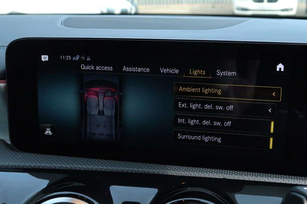 null MERCEDES-BENZ CLA null MERCEDES-BENZ CLA