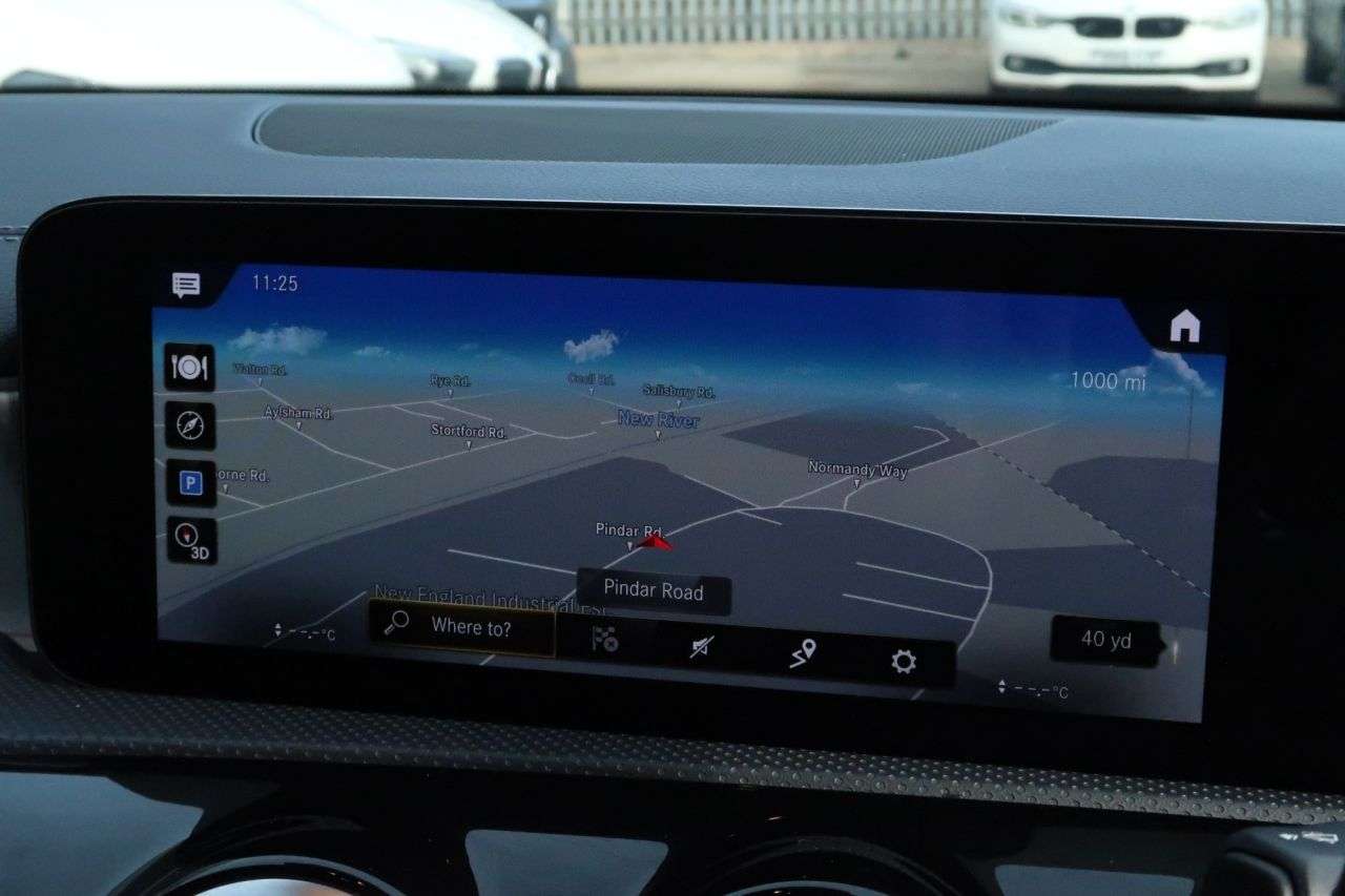 null MERCEDES-BENZ CLA null MERCEDES-BENZ CLA