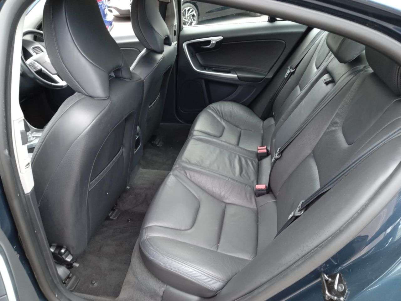 2011 VOLVO S60 2011 VOLVO S60