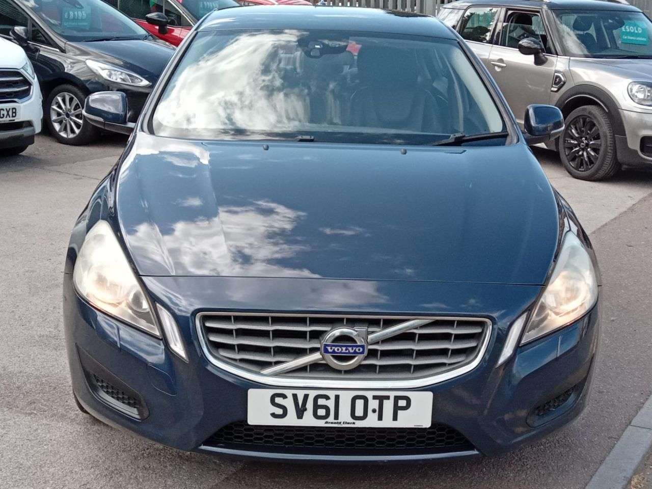 2011 VOLVO S60 2011 VOLVO S60