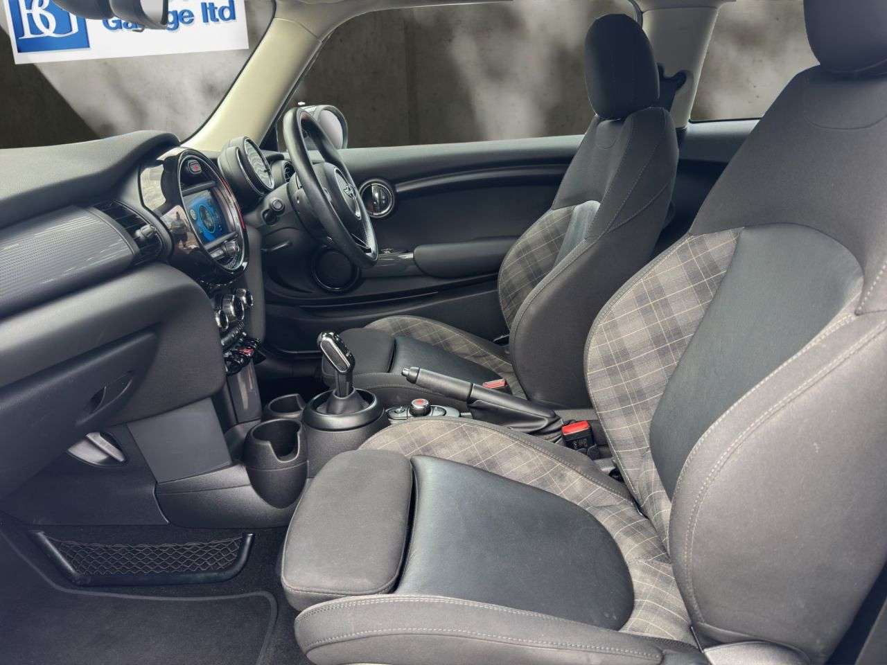 2018 MINI HATCH 2018 MINI HATCH