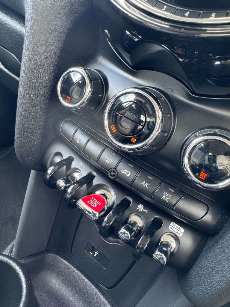 2018 MINI HATCH 2018 MINI HATCH