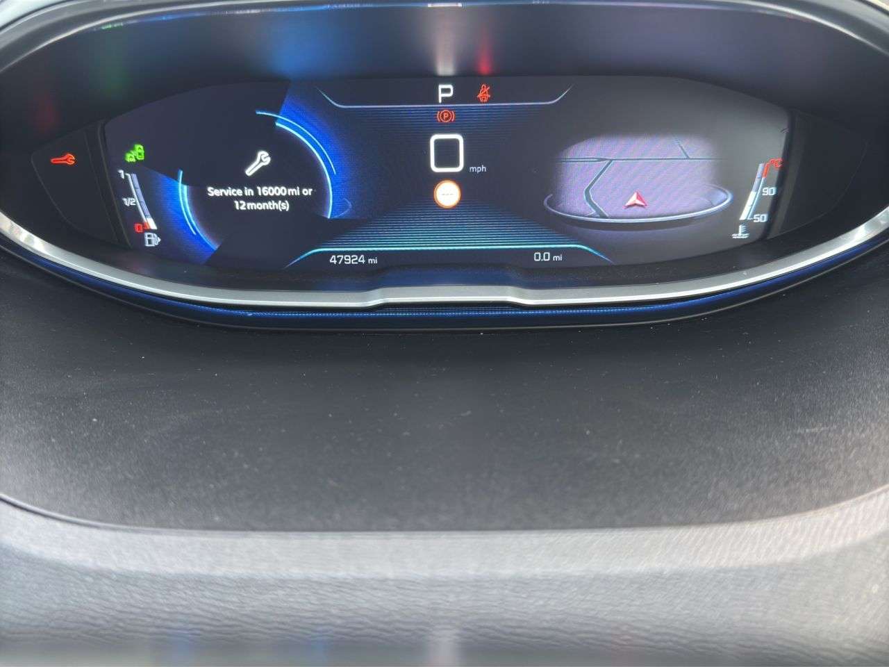 2017 PEUGEOT 3008 2017 PEUGEOT 3008