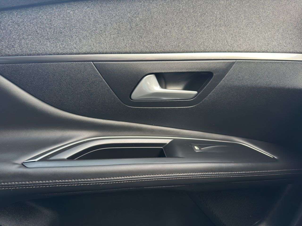 2017 PEUGEOT 3008 2017 PEUGEOT 3008