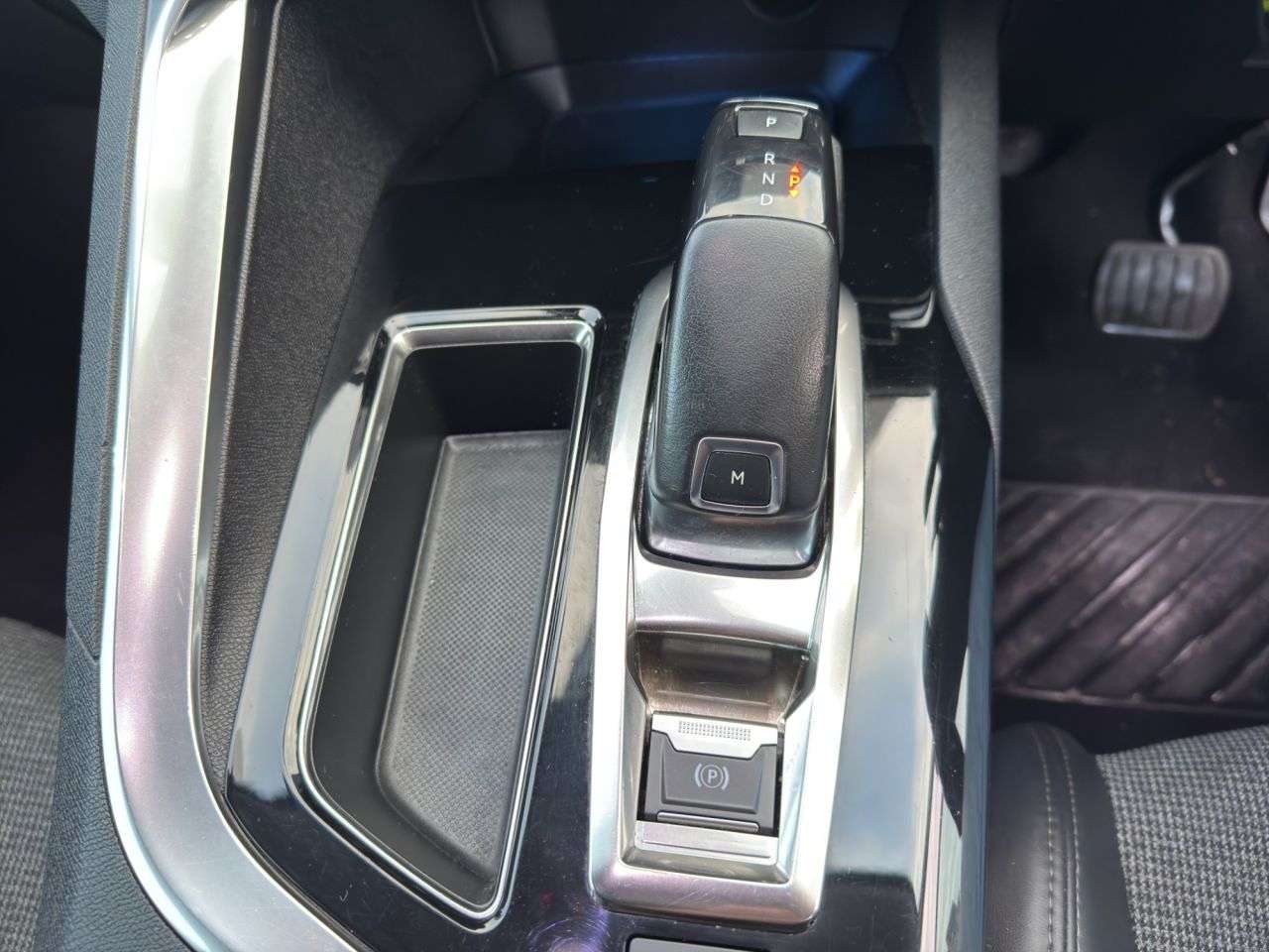 2017 PEUGEOT 3008 2017 PEUGEOT 3008