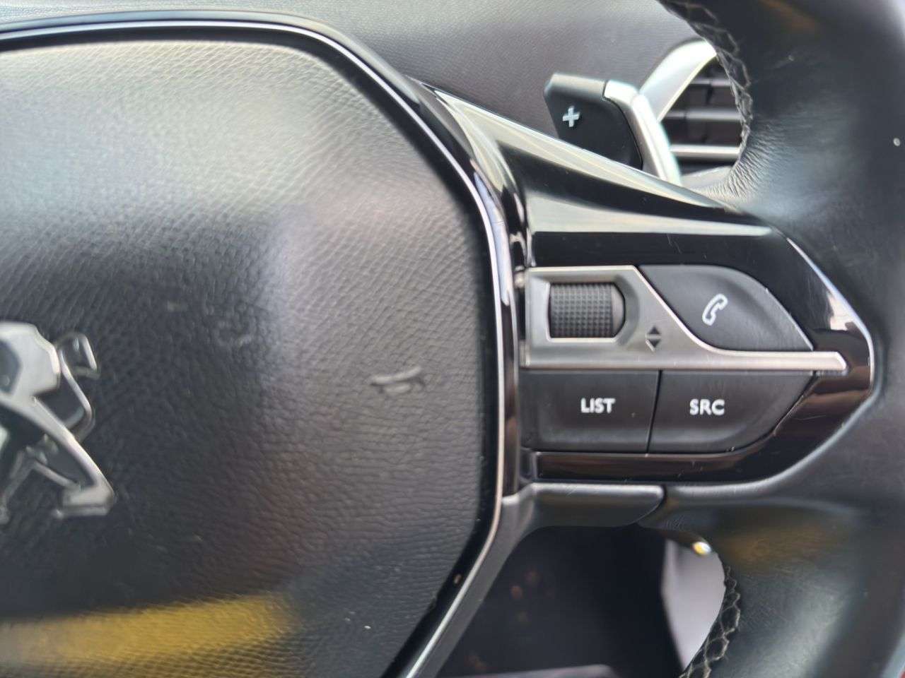 2017 PEUGEOT 3008 2017 PEUGEOT 3008