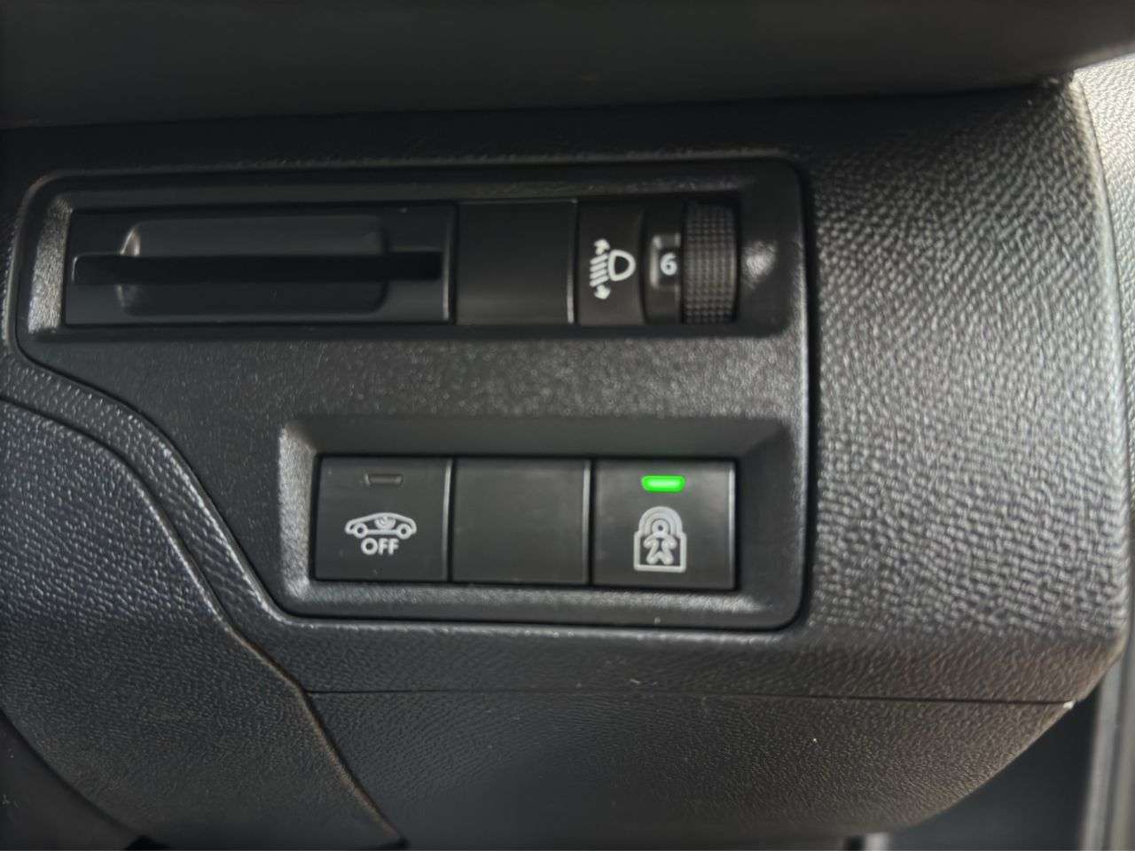 2017 PEUGEOT 3008 2017 PEUGEOT 3008