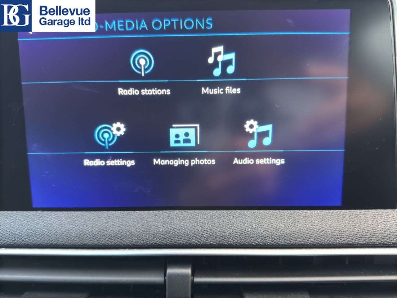 2017 PEUGEOT 3008 2017 PEUGEOT 3008