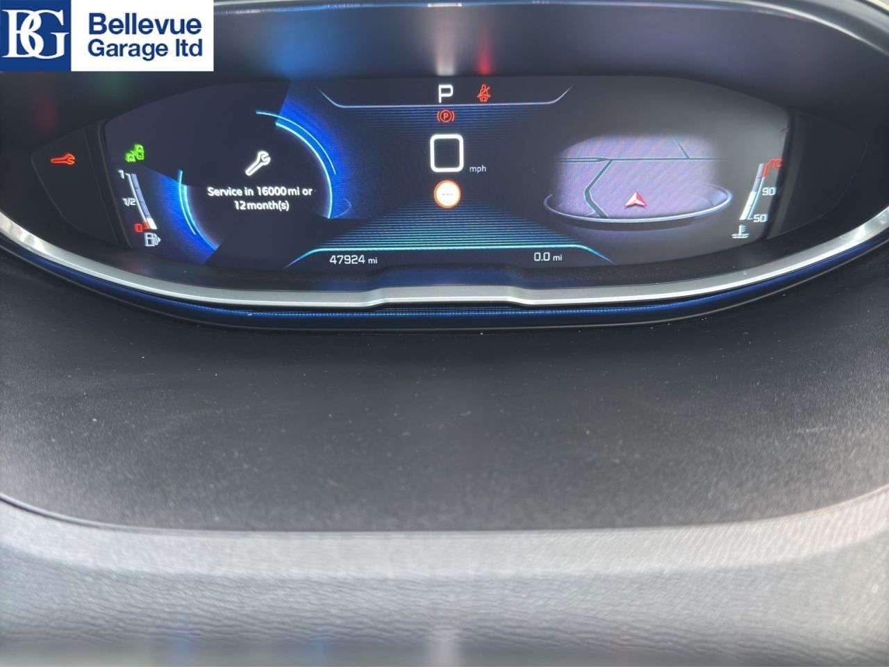 2017 PEUGEOT 3008 2017 PEUGEOT 3008