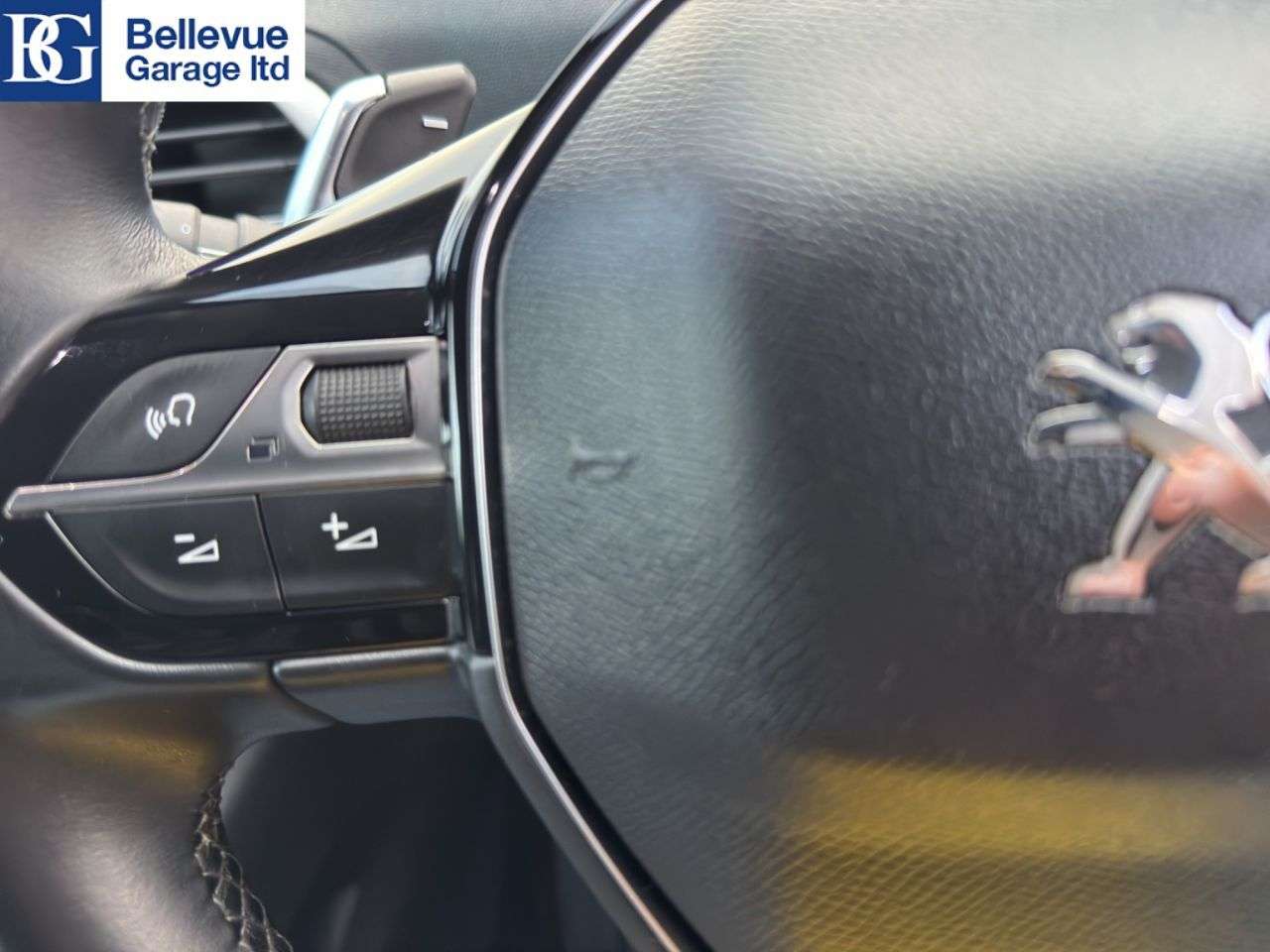 2017 PEUGEOT 3008 2017 PEUGEOT 3008