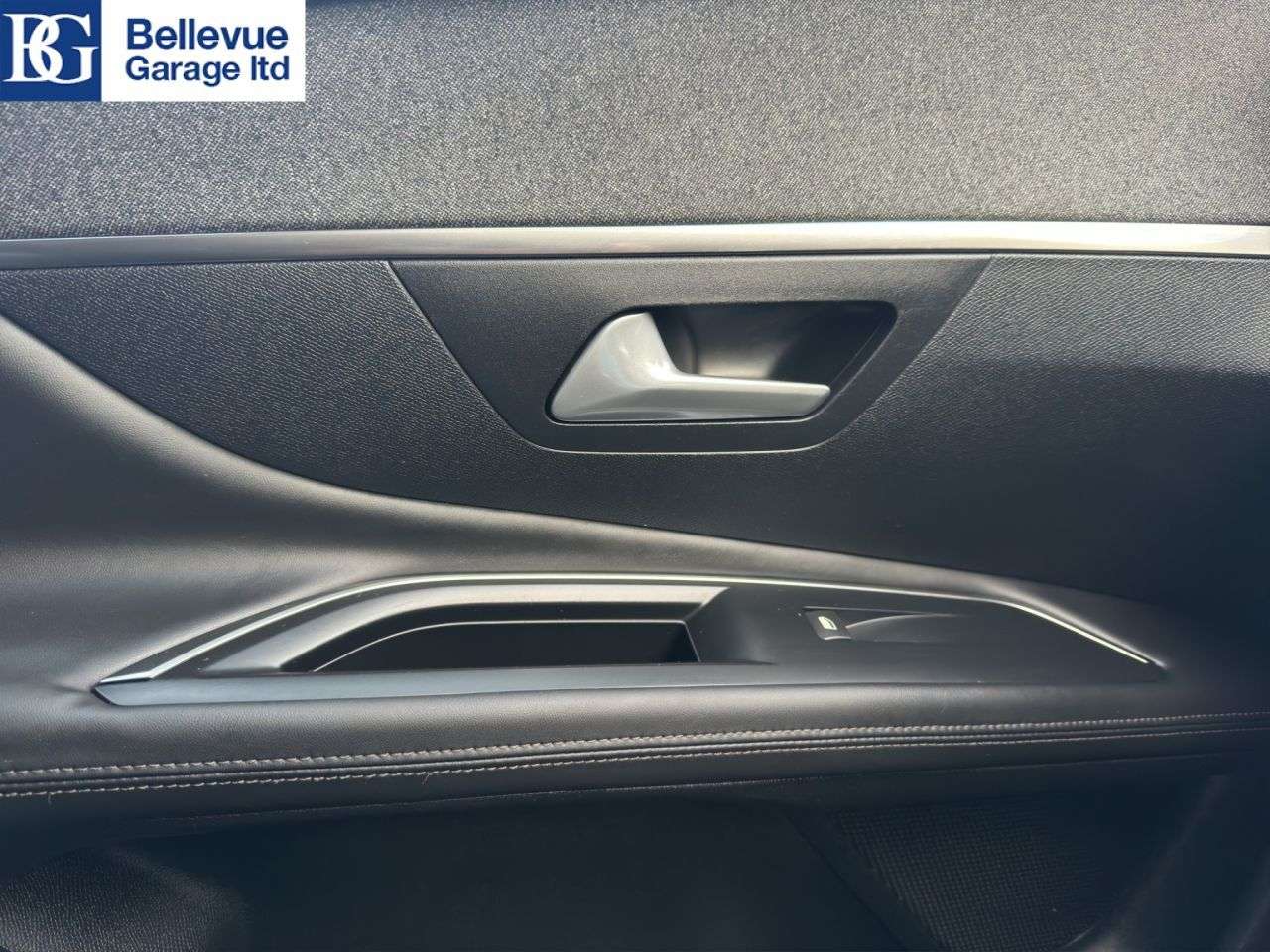 2017 PEUGEOT 3008 2017 PEUGEOT 3008