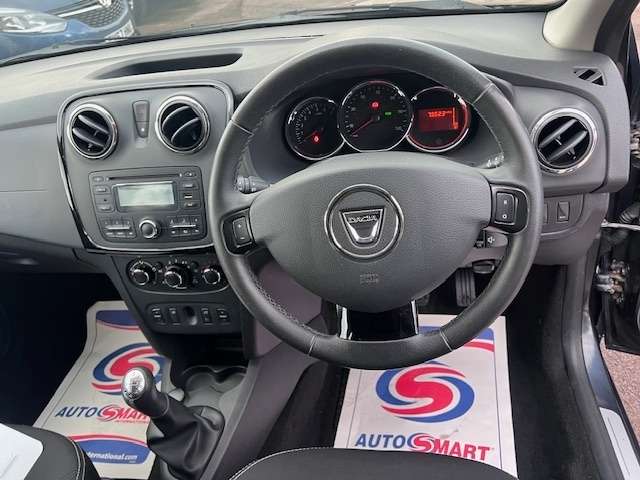 2015 DACIA SANDERO 2015 DACIA SANDERO