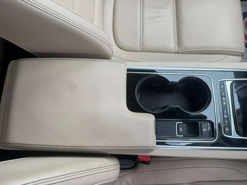 2016 JAGUAR XE 2016 JAGUAR XE