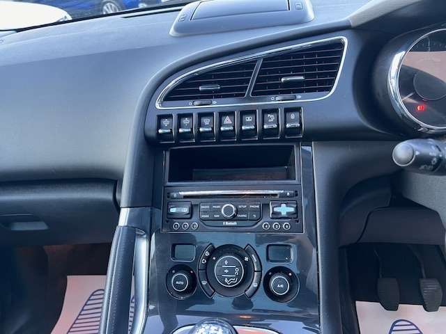 2015 PEUGEOT 3008 2015 PEUGEOT 3008