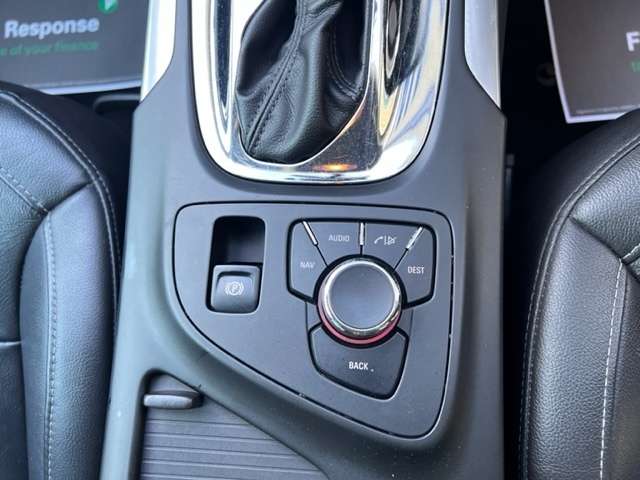 2010 VAUXHALL INSIGNIA 2010 VAUXHALL INSIGNIA