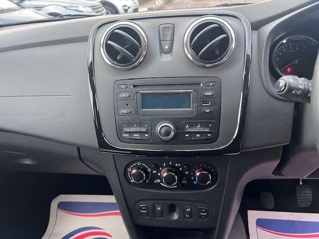 2015 DACIA SANDERO 2015 DACIA SANDERO