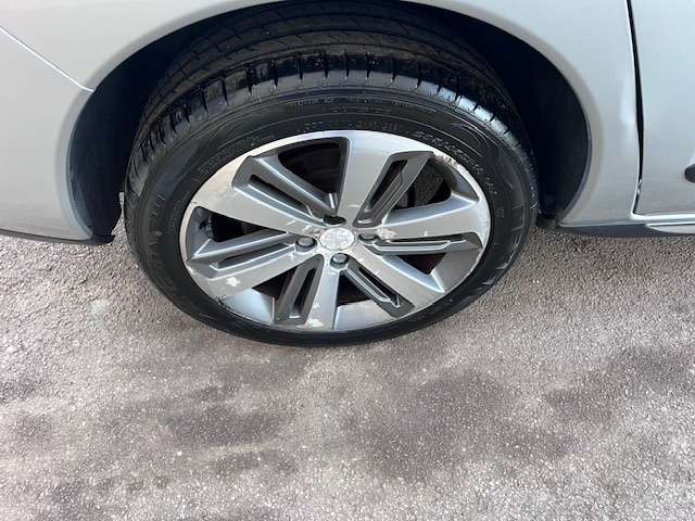 2015 PEUGEOT 3008 2015 PEUGEOT 3008