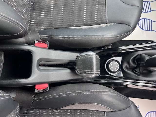 2017 PEUGEOT 2008 2017 PEUGEOT 2008