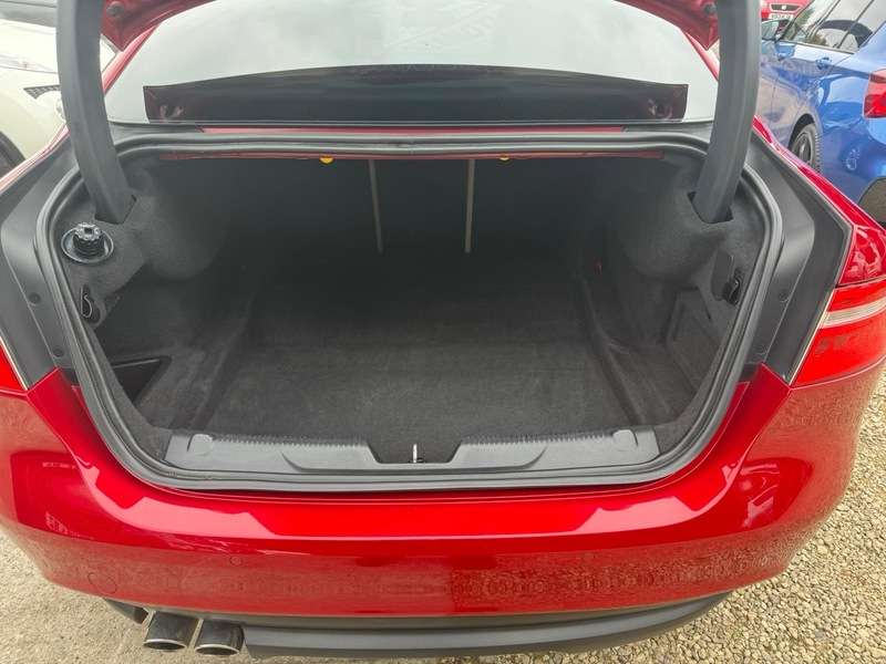 2016 JAGUAR XE 2016 JAGUAR XE