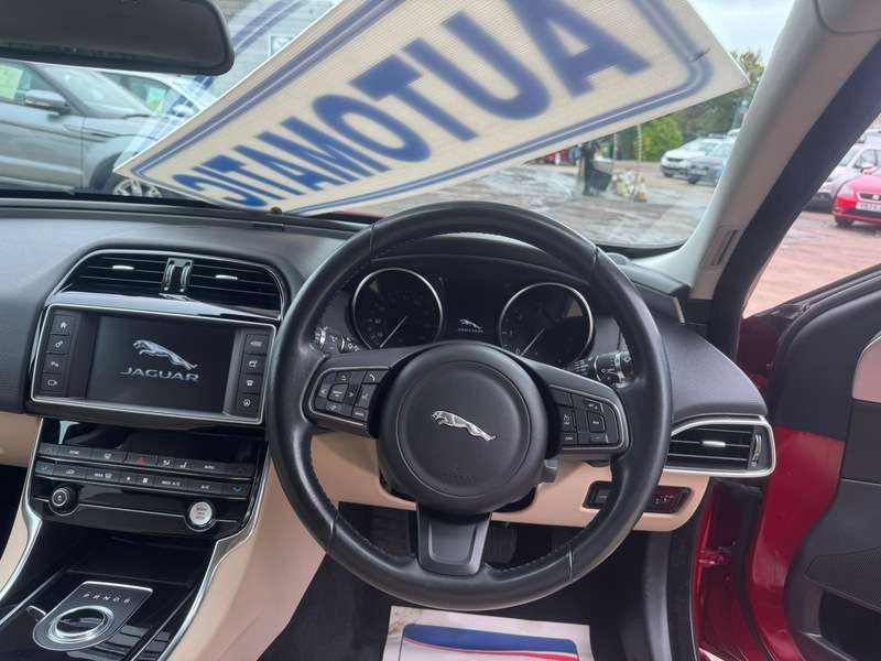 2016 JAGUAR XE 2016 JAGUAR XE