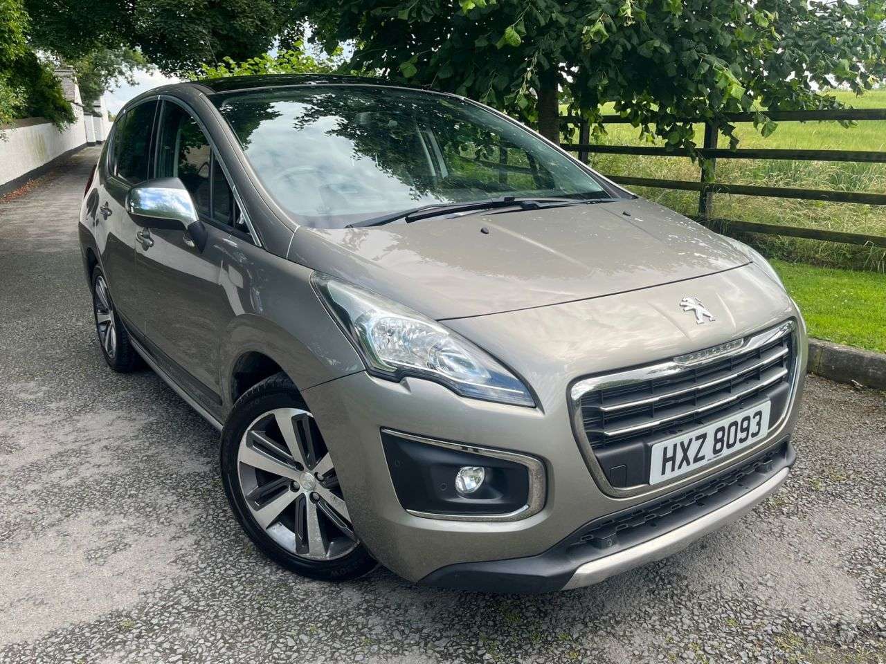 2014 PEUGEOT 3008 2014 PEUGEOT 3008