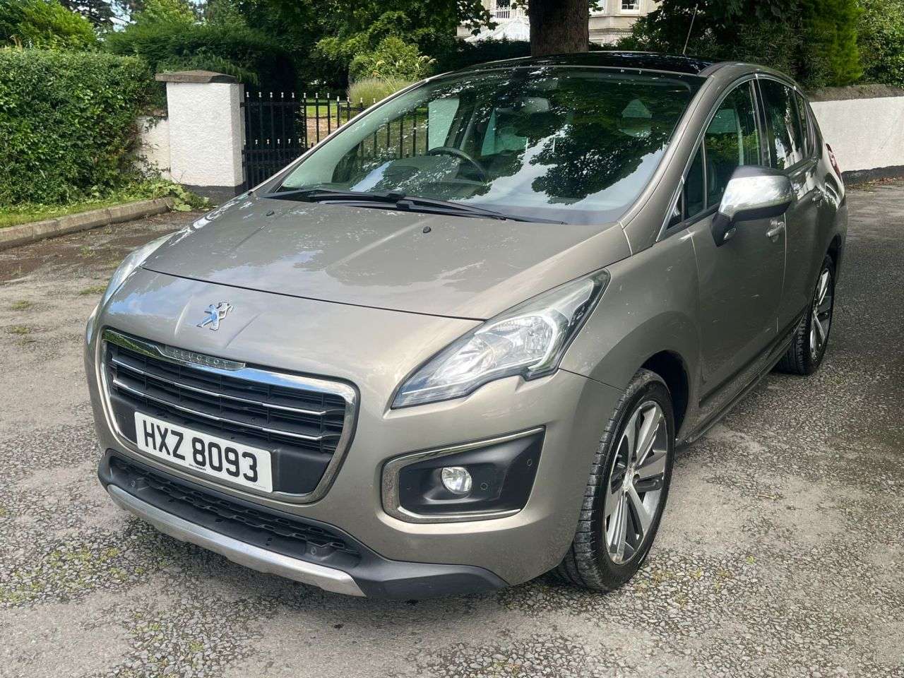 2014 PEUGEOT 3008 2014 PEUGEOT 3008