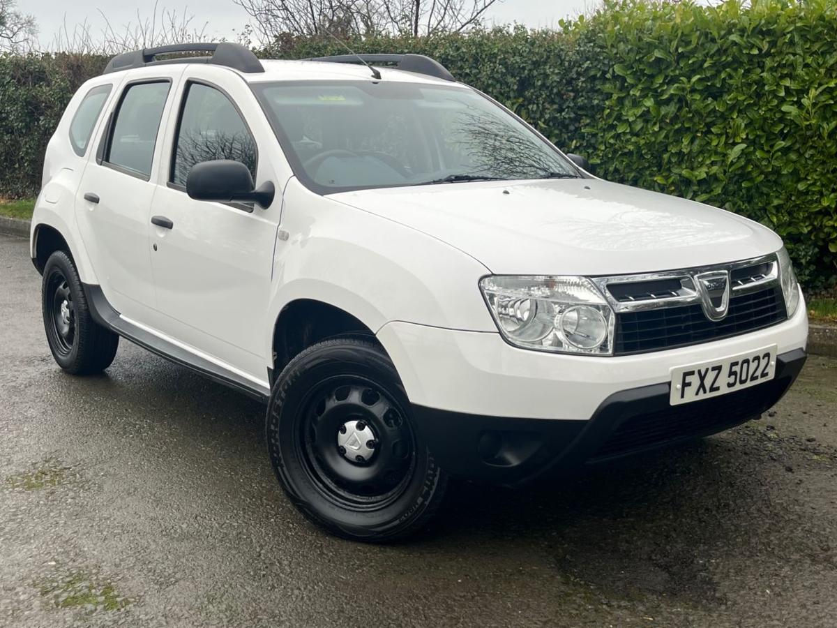 Check out this Dacia Duster 2014 Petrol Manual