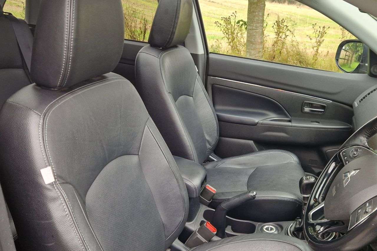 2017 MITSUBISHI ASX 2017 MITSUBISHI ASX